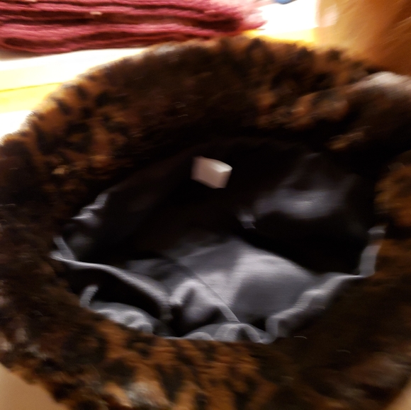 Ladies  hat - Picture 10 of 12